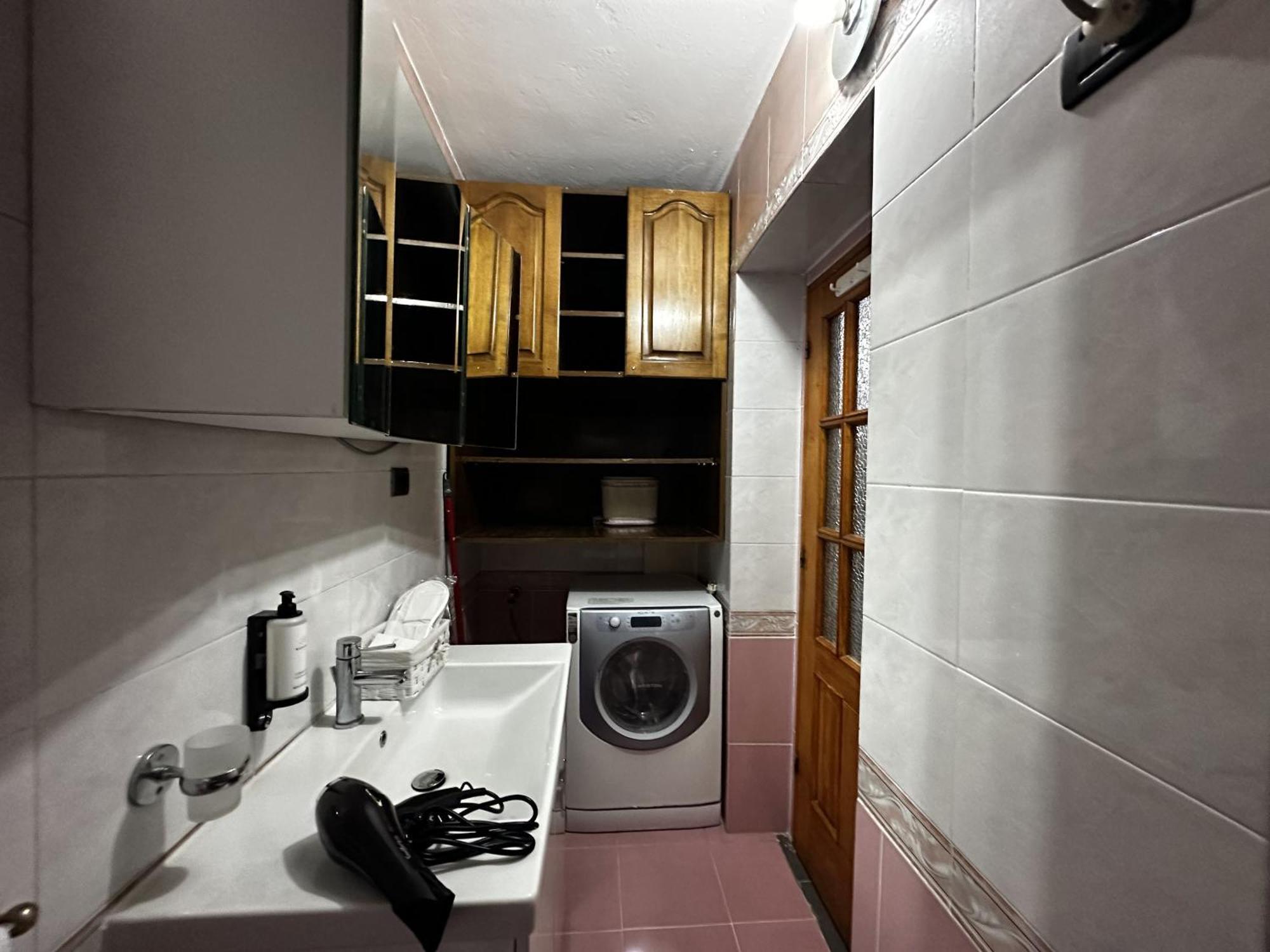 Tirana Treasure: Chic 2Br-Apartment 8Min To Skanderbeg Place Exterior photo